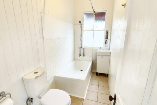 2/168 Merthyr Road, New Farm QLD 4005