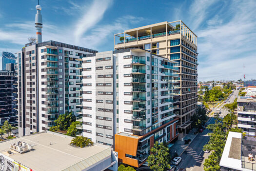 10505/16 Edmondstone Street, South Brisbane QLD 4101